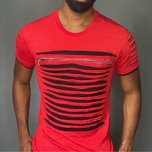 Red T-shirt with zipper